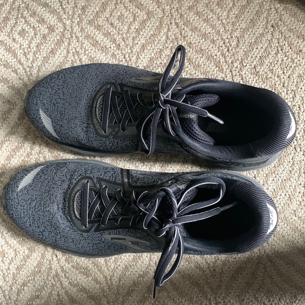 Men’s brooks adrenaline running shoes size 11.5